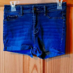 Time and Tru size 6 jean shorts